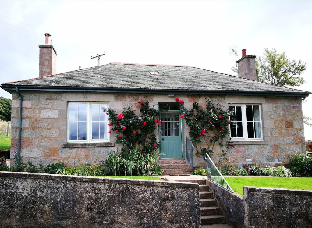 Douneside House