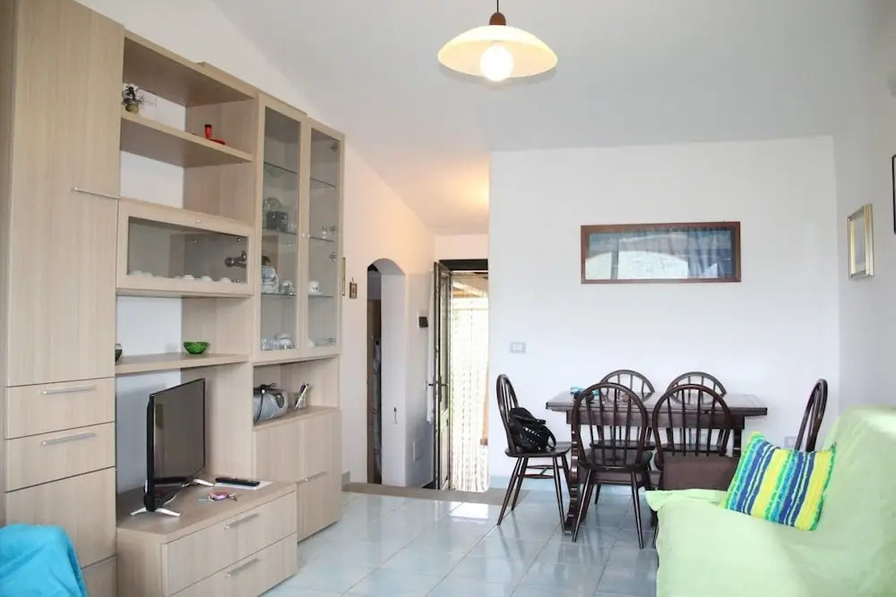 Feng Shui Pool House 28
