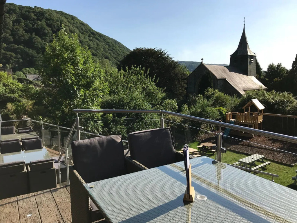 Grapes Hotel Maentwrog