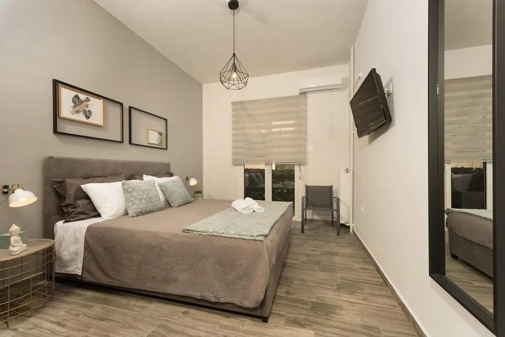Our Cosy Home - At001
