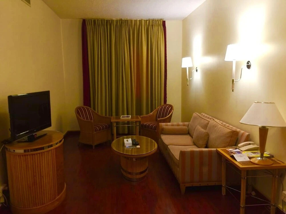 Prime Tower Hotel