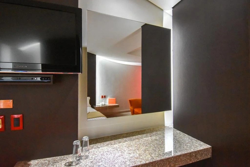 Hotel & Suites Ferri