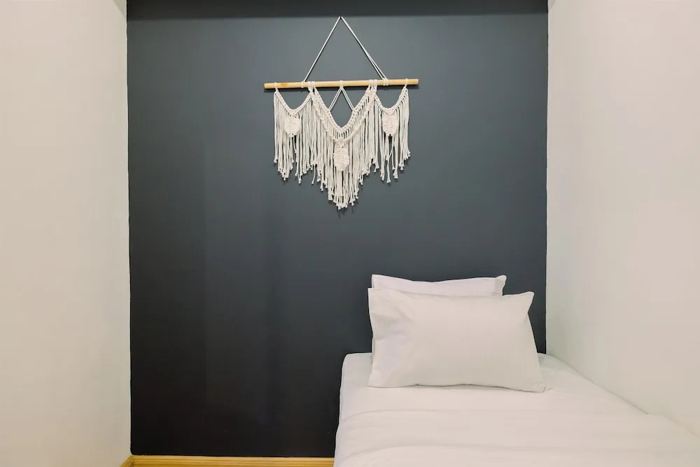 Modern Look 2Br At Sky House Bsd Apartment