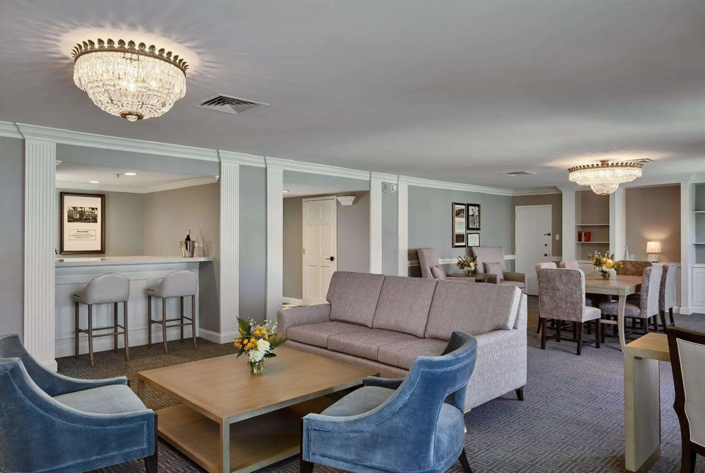 Seaview Hotel