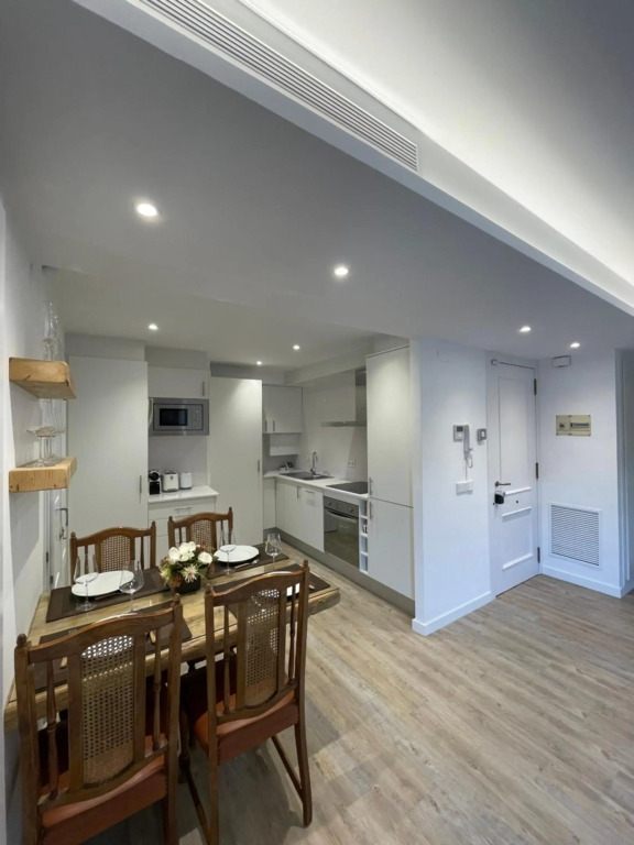 Modern apartment in the heart of Old Town Girona