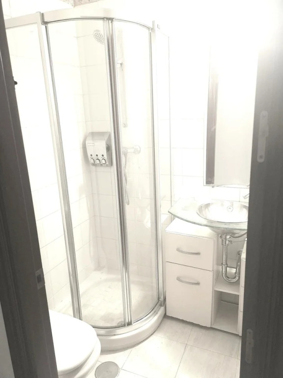 Apartment with 3 Bedrooms in Cádiz, with Wonderful City View, Terrace And Wifi - 180 M From the Beach
