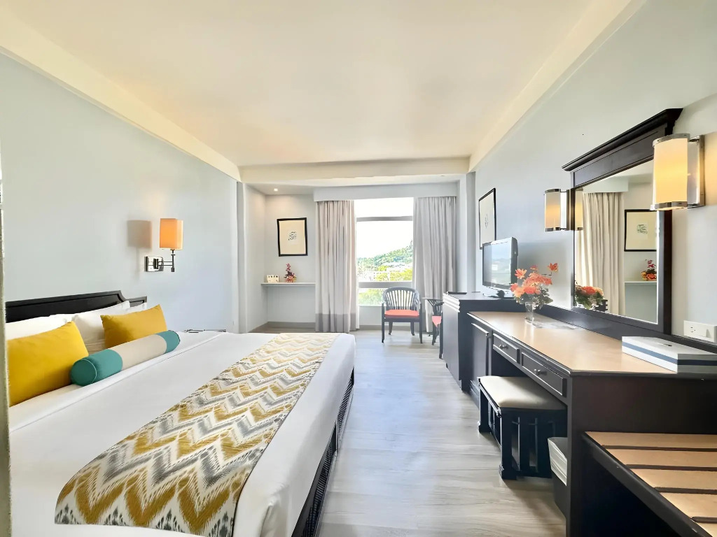 Phuket Merlin Hotel