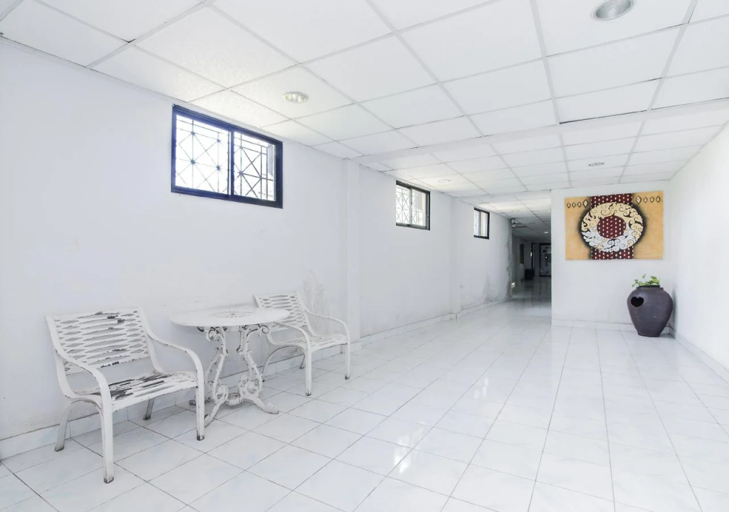 Little Home Guesthouse
