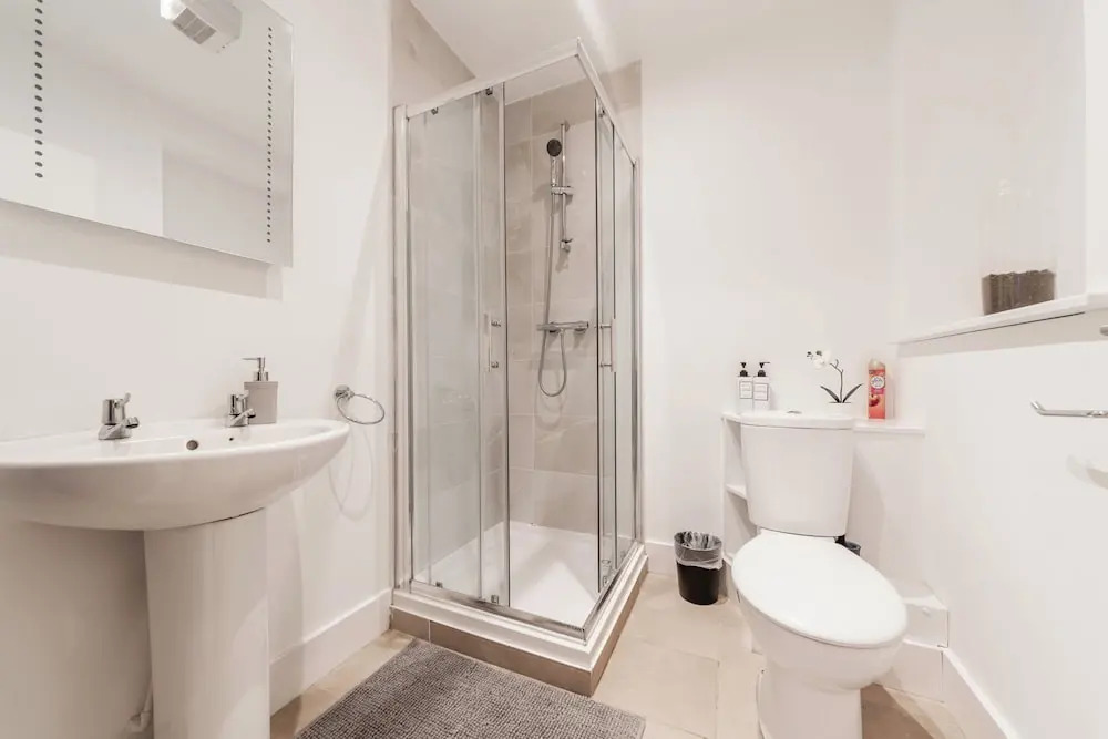 Central - Stay 2 - Near Transport - Parking - Wifi