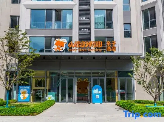 Fawn Holiday Hotel