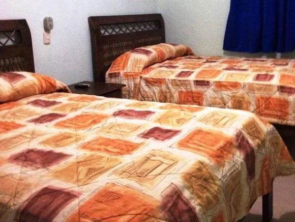Felo Hotel