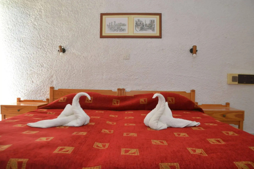 Benelux Hotel