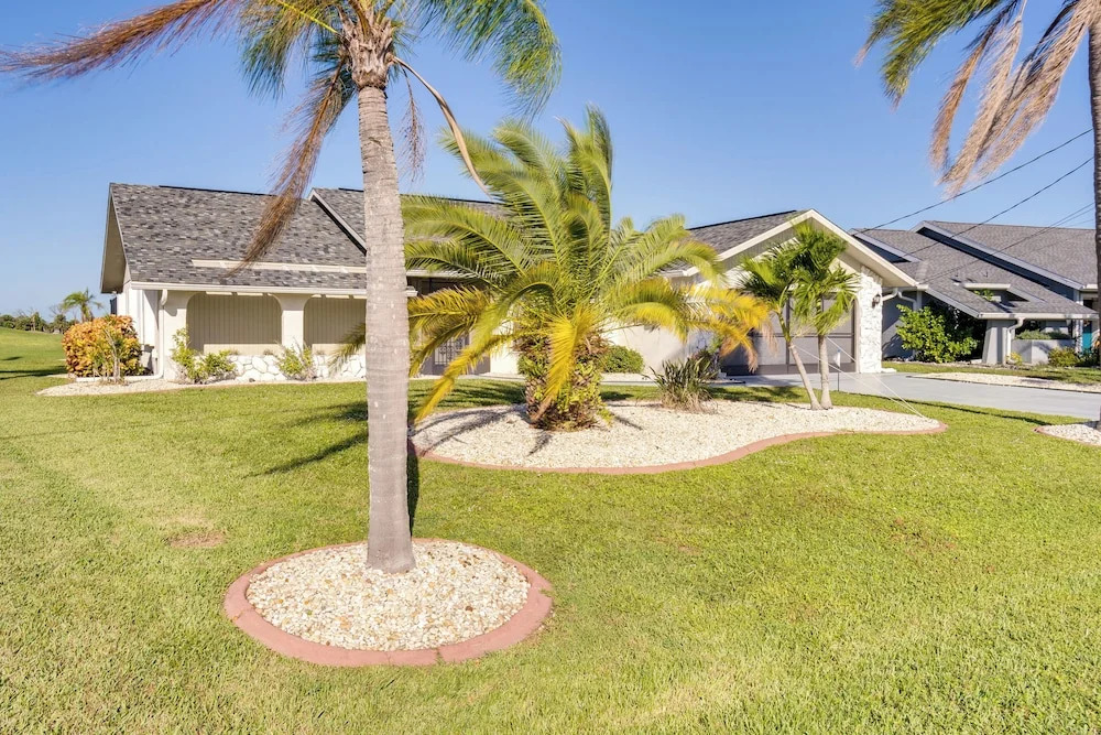 Rotonda West Home w/ Pool & Golf Course View!