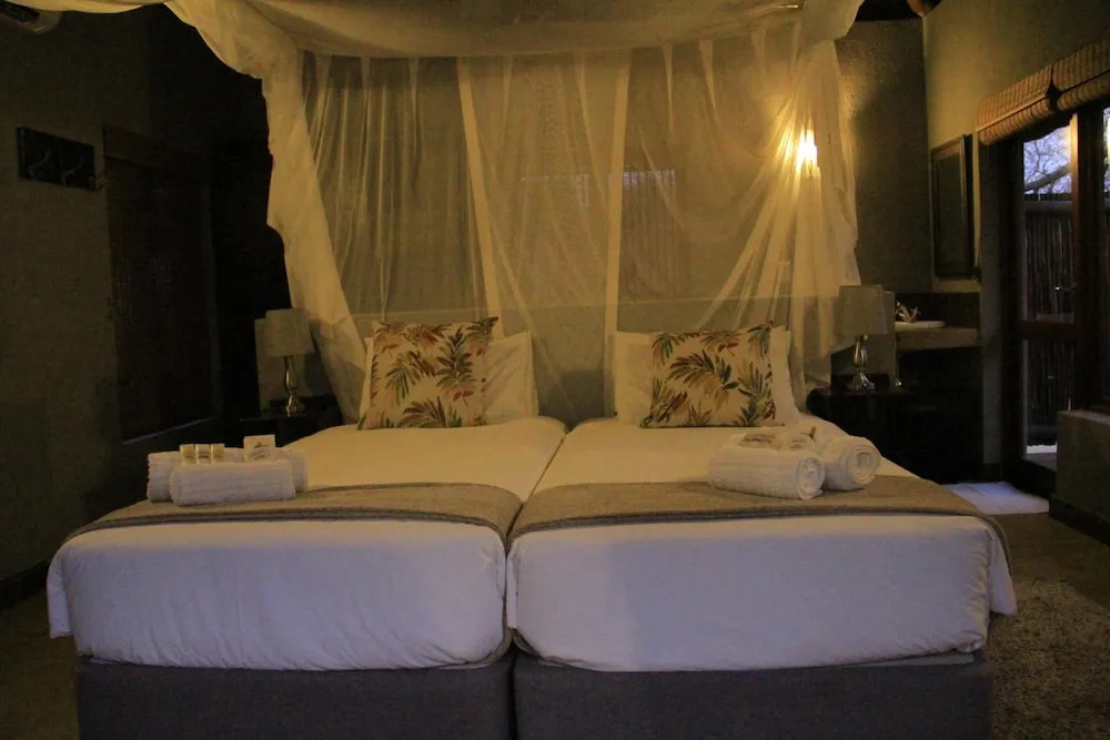 Hoedspruit Raptors Lodge N16