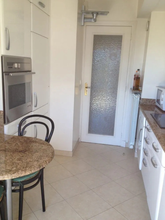 Chic Apartment In Cannes 250m From The Beach!