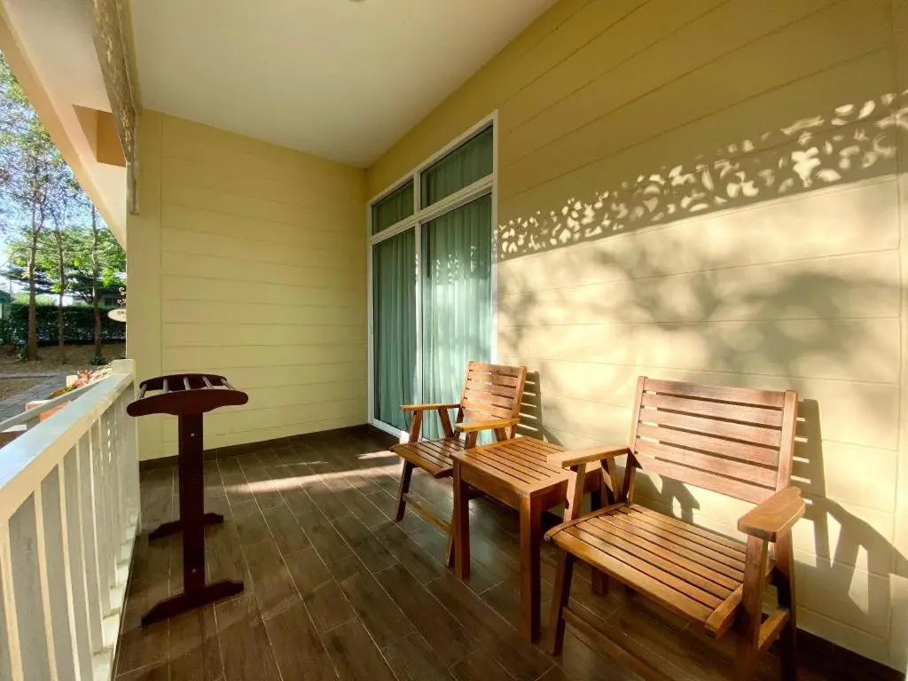 Ruenmaihom Riverside Cottage