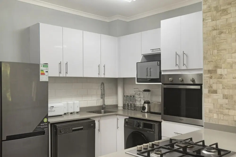 Kingston Estate 112 by HostAgents