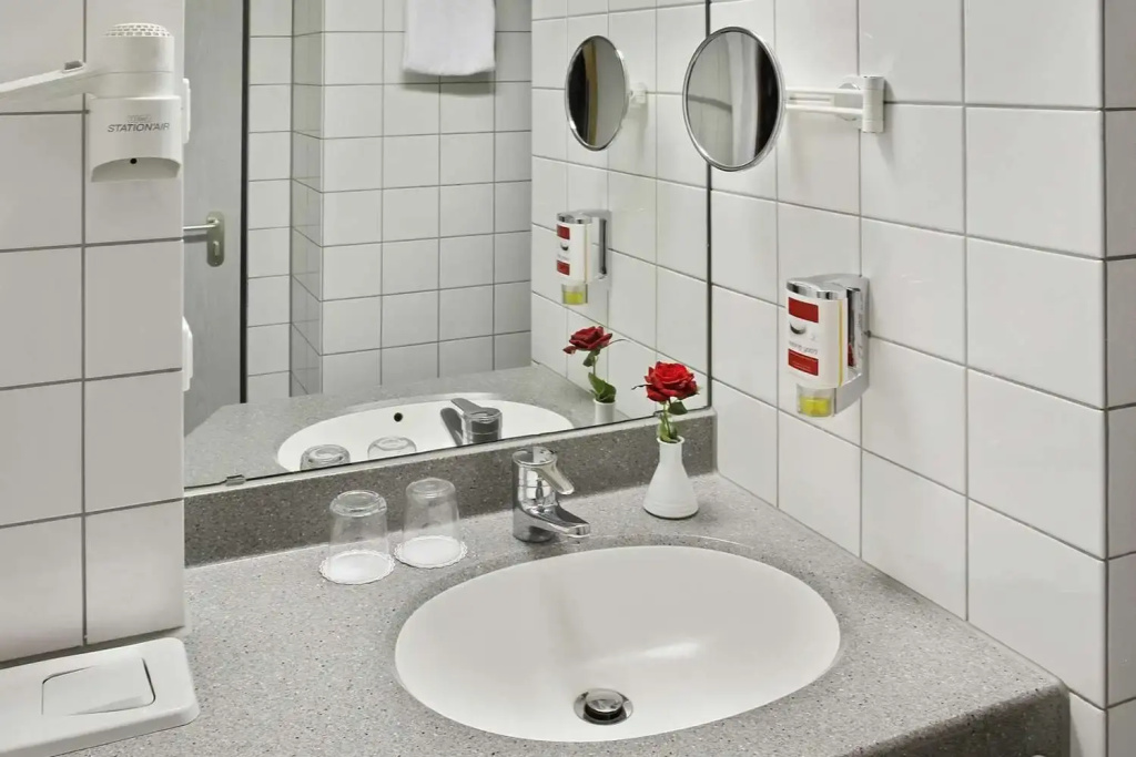 Sunday Hotel Köln Brühl