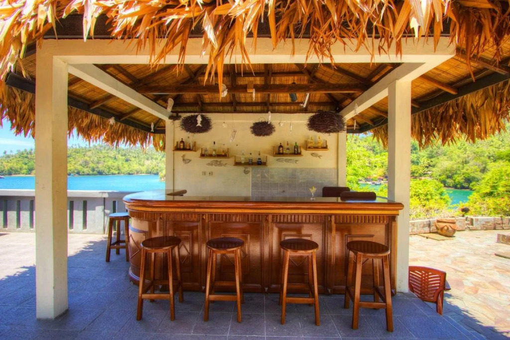 Bastianos Lembeh Dive Resort