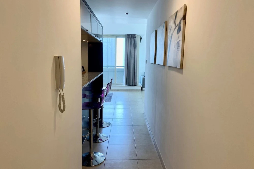 Spacious 1-bedroom Apartment in Dubai Marina