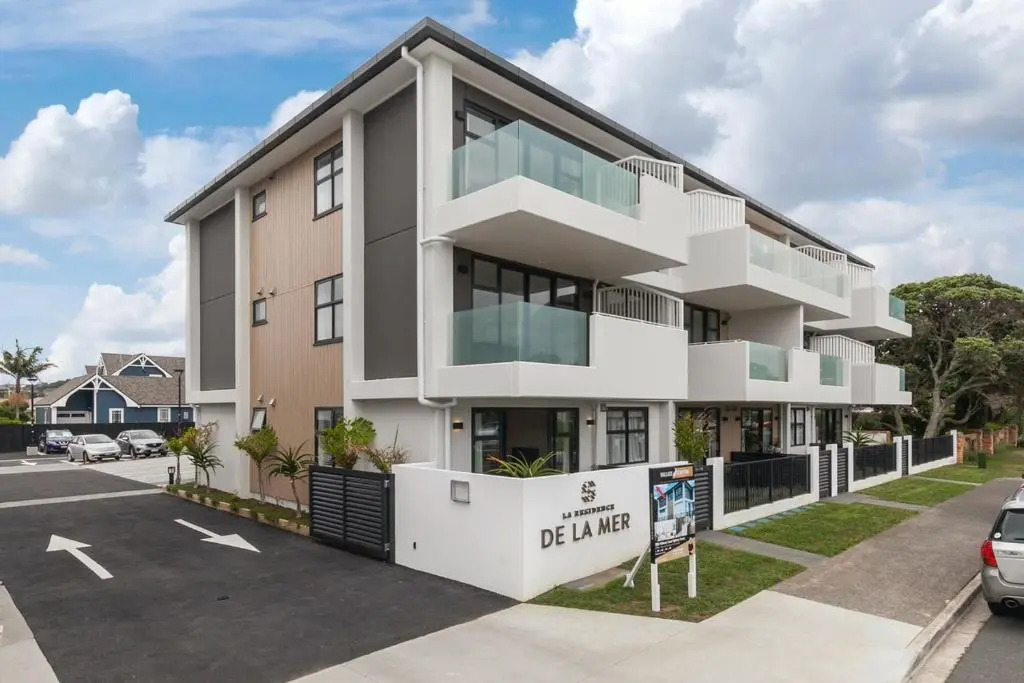 Residence De La Mer - Orewa Holiday Apartment