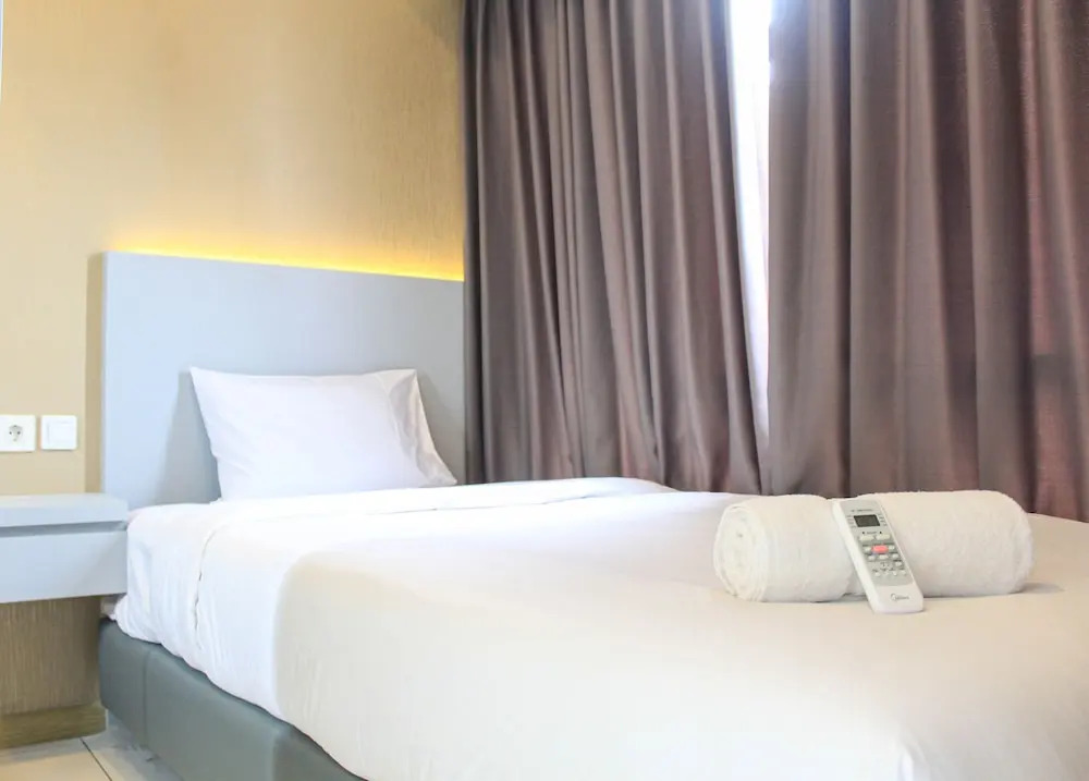 New Furnished with City View 2BR Apartment M-Town Residence