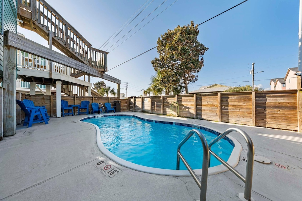 Sunrise Village 105