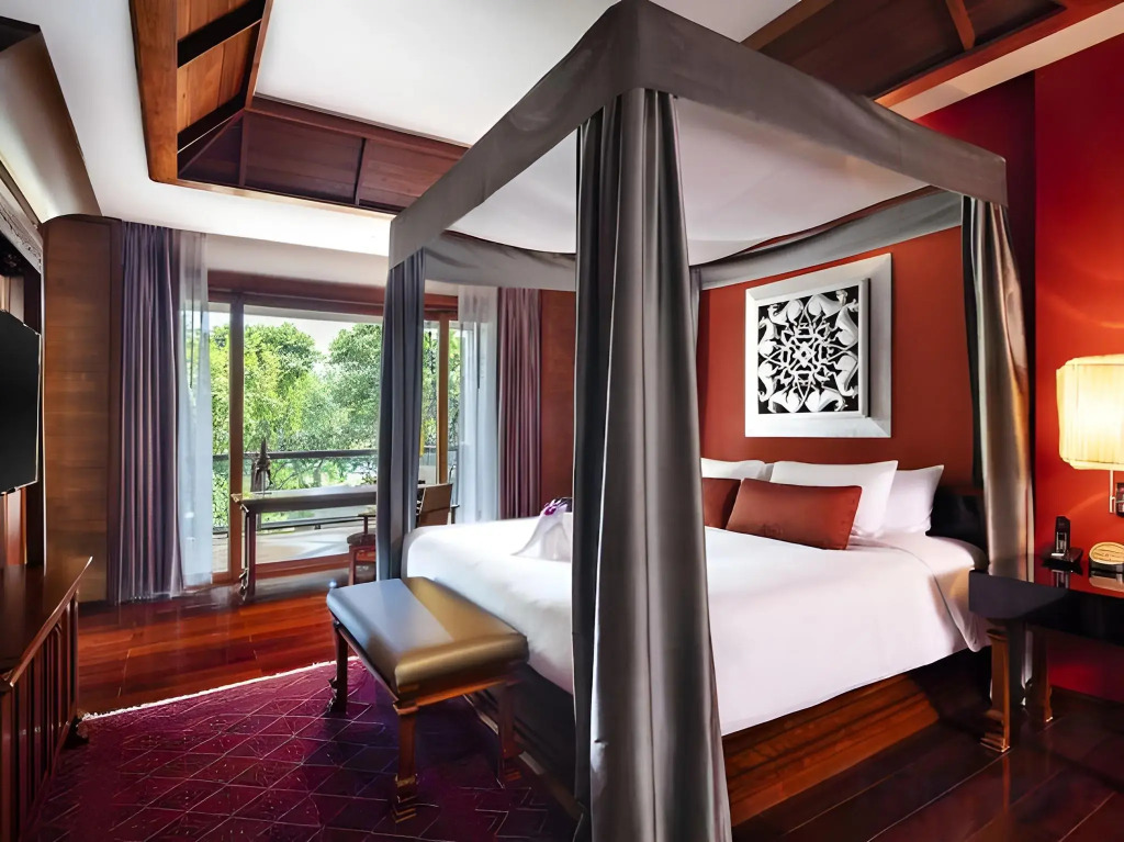 RatiLanna Riverside Spa Resort