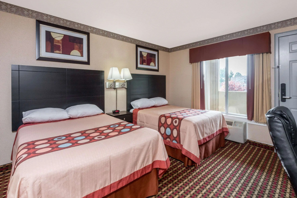 Super 8 by Wyndham Old Saybrook