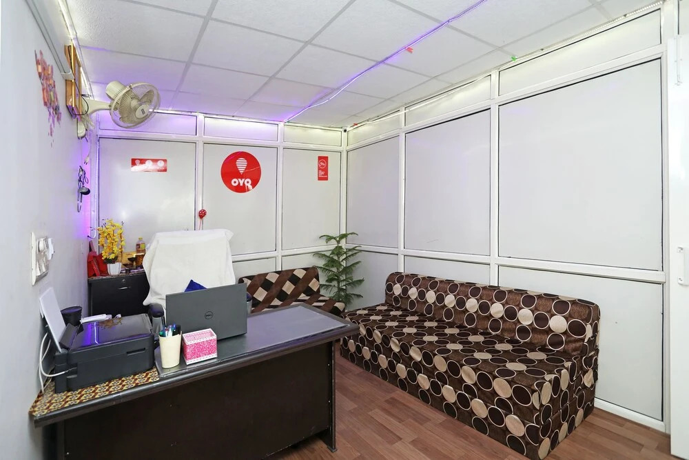 OYO 11362 Sky Residency