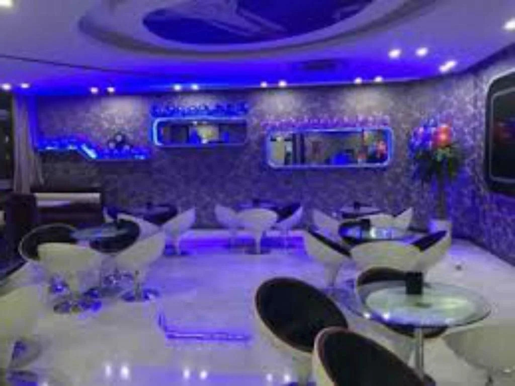 Hangzhou Space Capsule Hotel