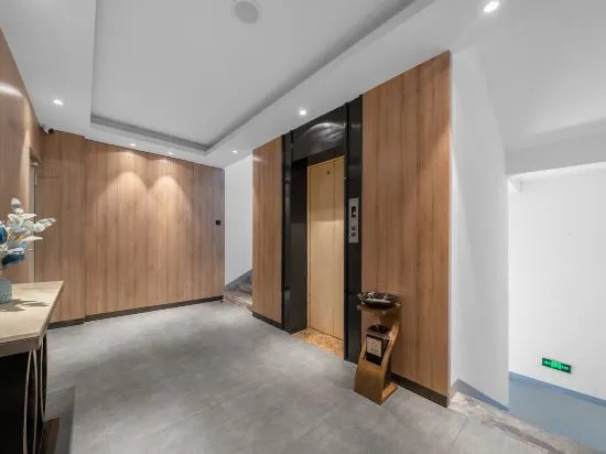 qingnianyangguanghotel