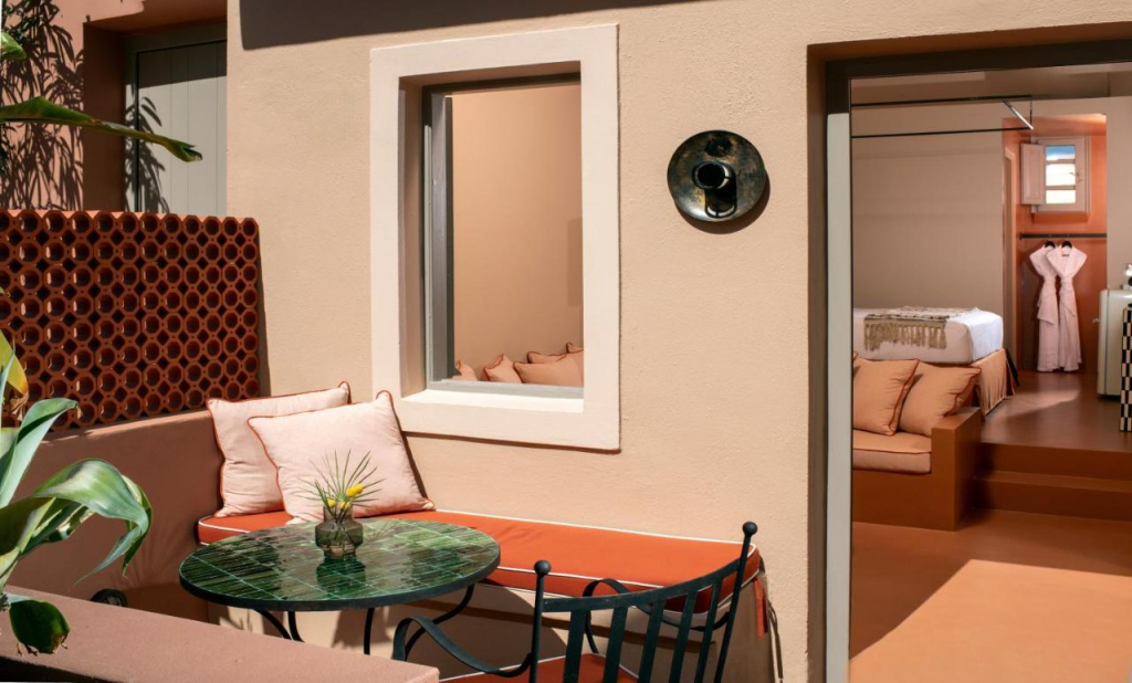 Oia Memories Suites