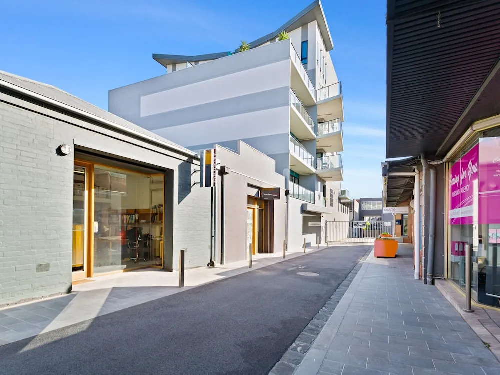 Soho 1A