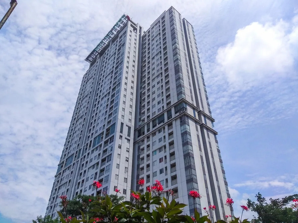 Spacious 1BR at Westmark Tanjung Duren Apartment