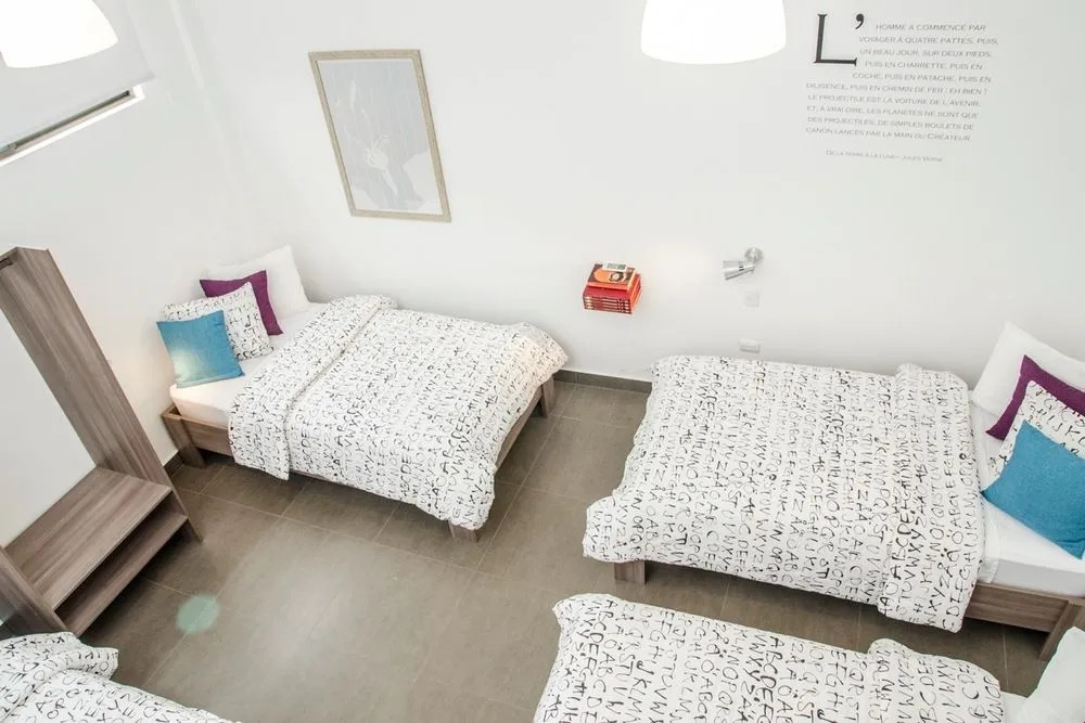 Tomo Hostel