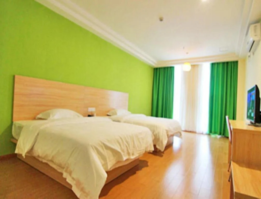 8 Inns Dongguan Beizha