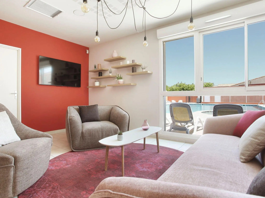 Beautiful modern apartment near the historic Aïgues Mortes