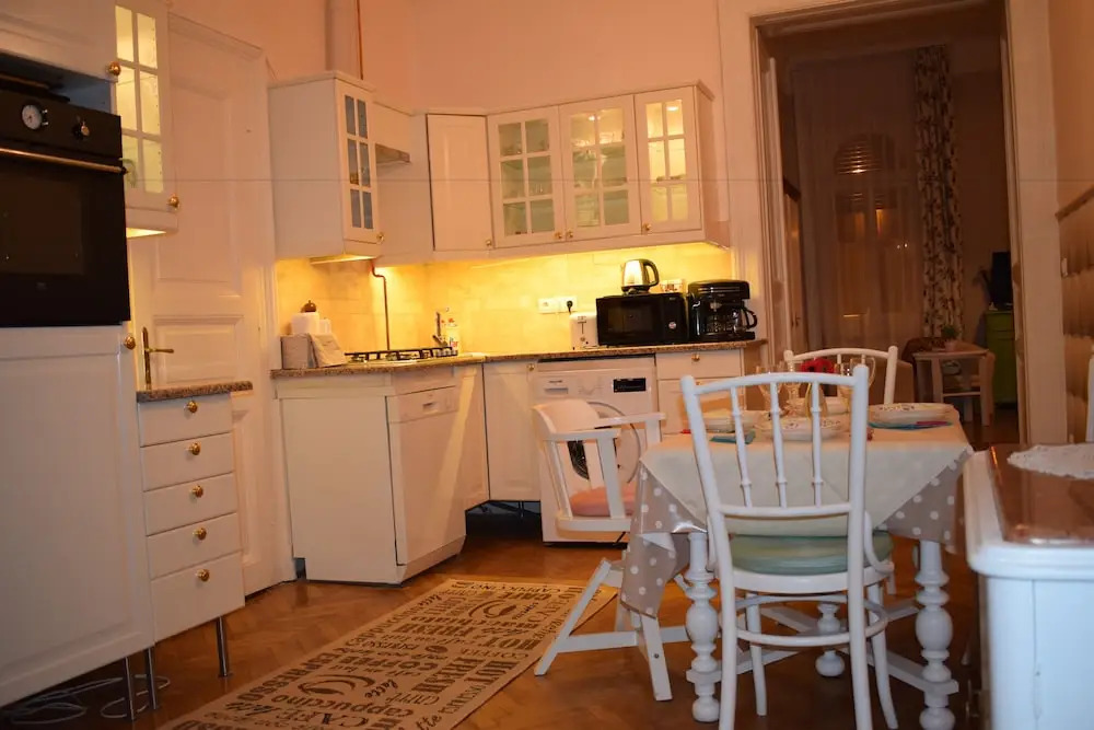 Orient Deluxe Apartments