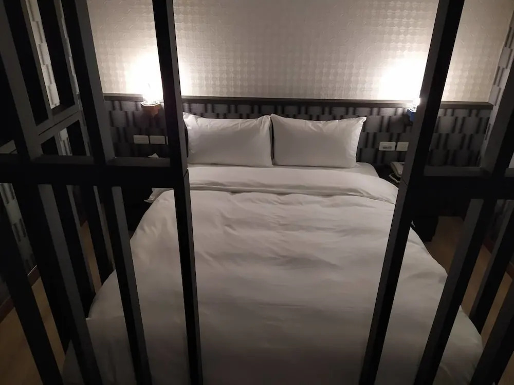 Chillax Inn 知樂愛河館