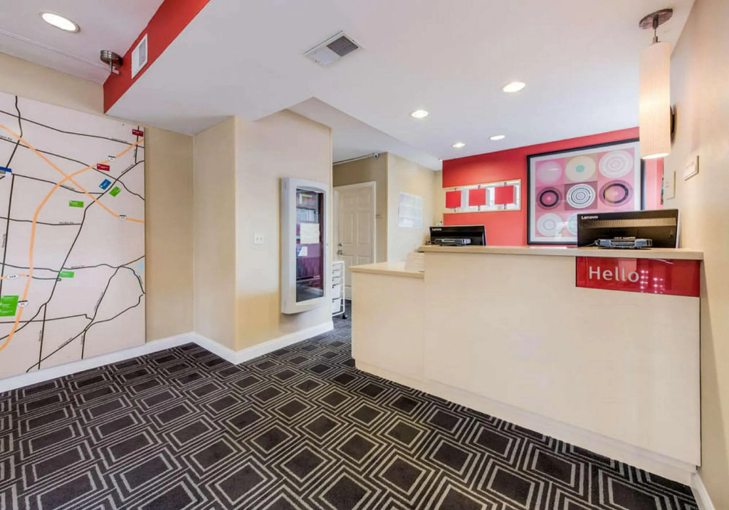 MainStay Suite