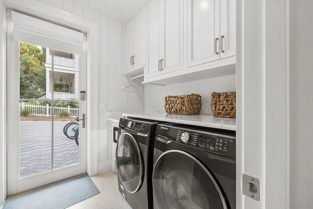 Newly Designed Custom Seaside Home with 6 Bedrooms + Next to Adult Pool/Fitness Center 6 Home by RedAwning
