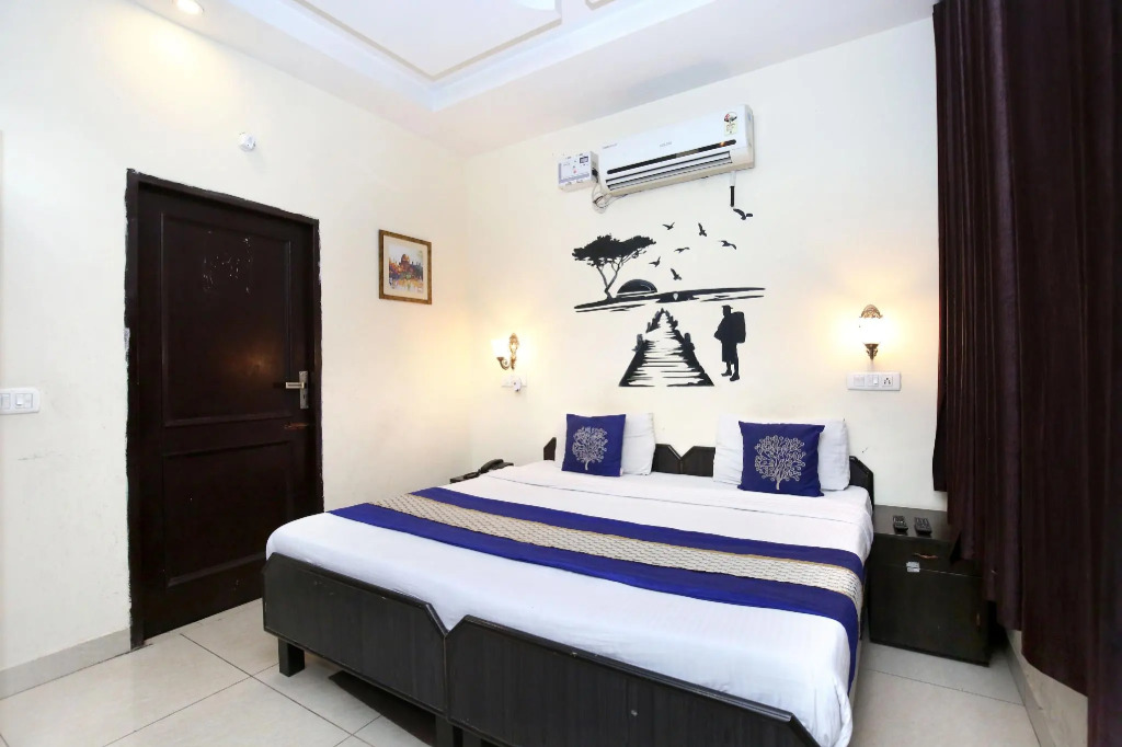OYO 3004 hotel royal orbit