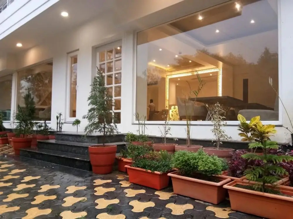 Clarks Inn Bhowali