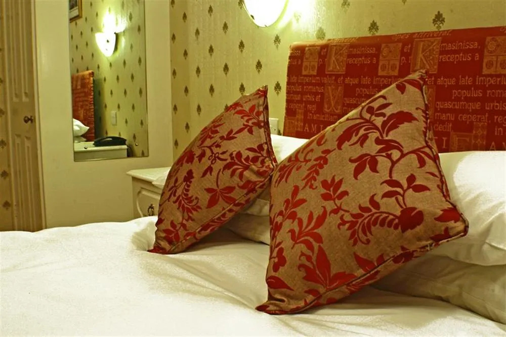 Elva Lodge Hotel