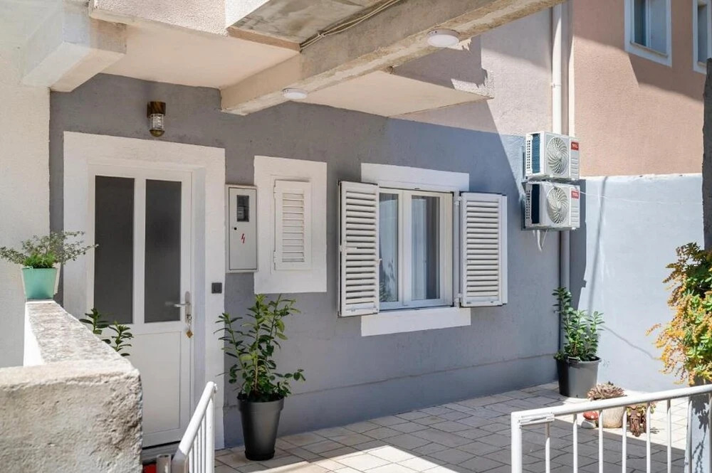 Apartment Lana