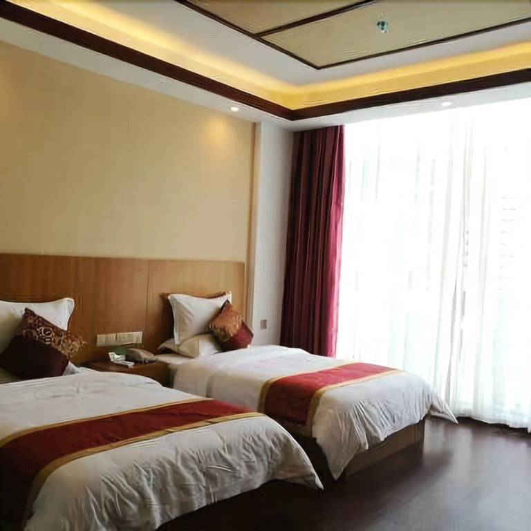 Houde Nanquanshan Hotel
