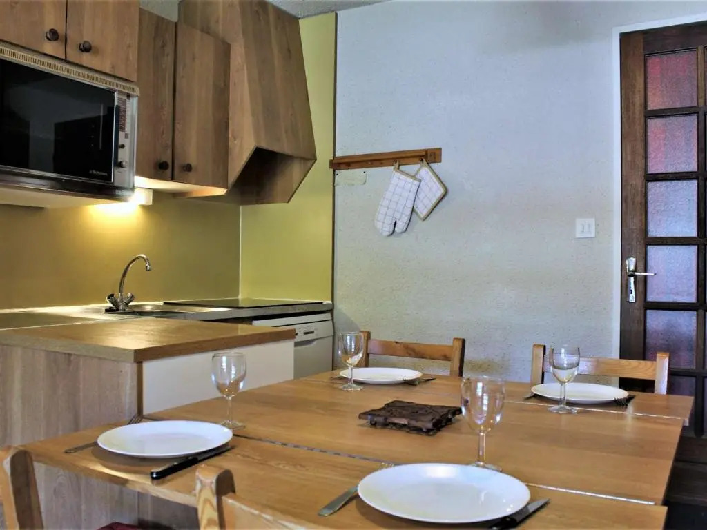 Appartement Risoul, 2 pièces, 8 personnes - FR-1-330-499