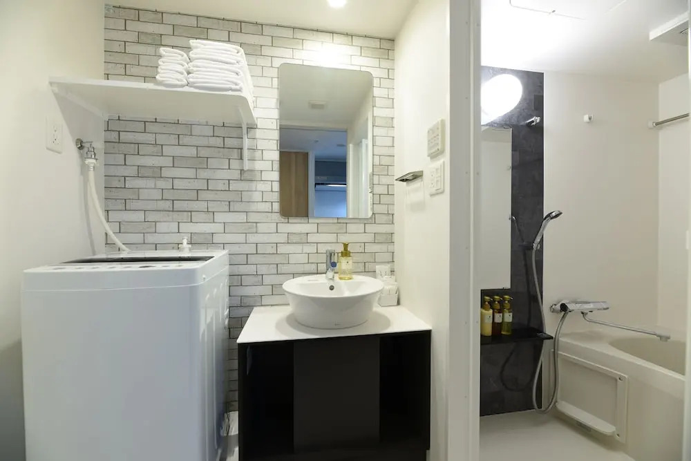 Eslead Hotel Namba South III