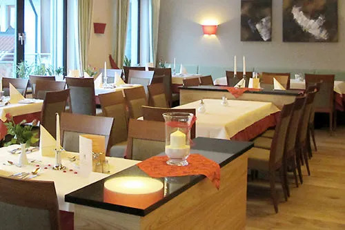 Hotel & Gasthof Zur Linde